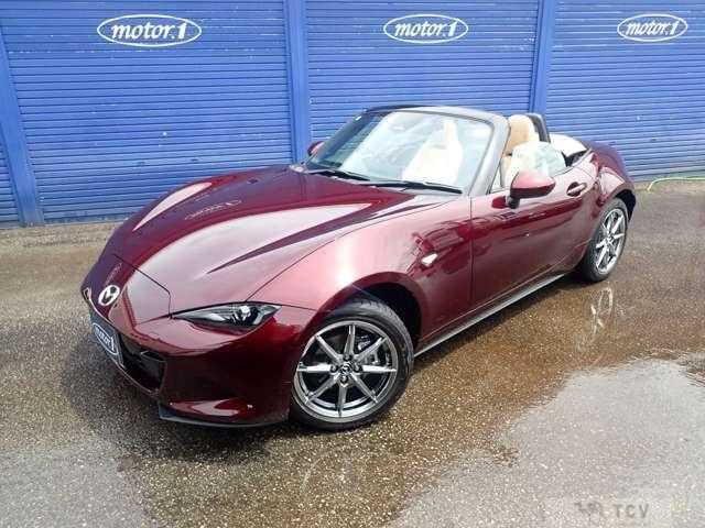 2025 Mazda Roadster