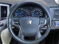 2016 Toyota Crown