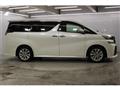 2015 Toyota Vellfire