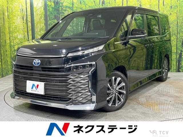 2022 Toyota Voxy