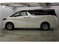 2019 Toyota Alphard Hybrid