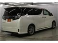 2017 Toyota Vellfire