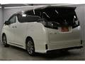 2017 Toyota Vellfire