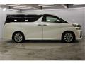2015 Toyota Vellfire