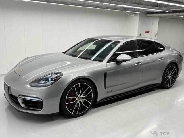 2020 Porsche Panamera