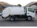 2013 Hino Dutro