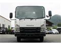 2016 Isuzu Elf Truck