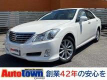 2009 Toyota Crown
