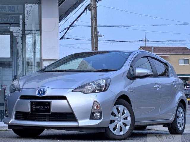 2013 Toyota AQUA