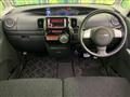 2011 Daihatsu Tanto