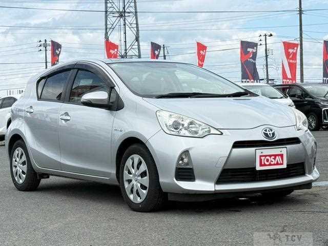 2013 Toyota AQUA