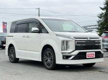 2020 Mitsubishi Delica D5