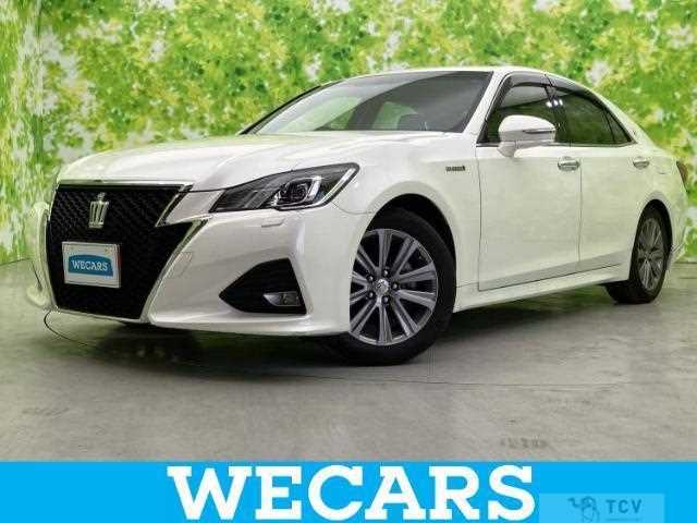 2016 Toyota Crown Hybrid