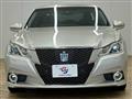 2013 Toyota Crown Hybrid