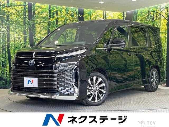 2023 Toyota Voxy