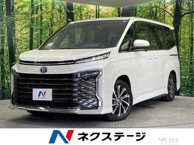 2022 Toyota Voxy
