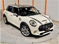 2017 BMW MINI