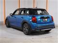 2021 BMW MINI