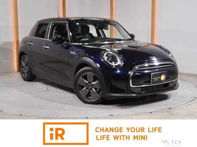 2022 BMW MINI