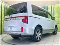 2025 Mitsubishi Delica D5