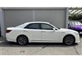 2014 Toyota Crown Hybrid