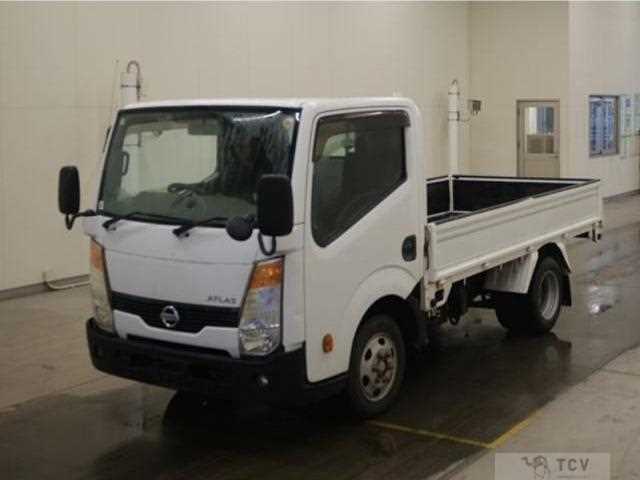 2011 Nissan Atlas