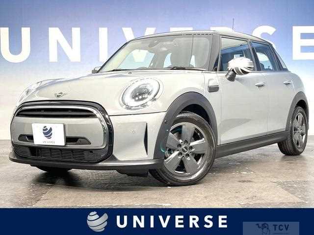 2022 BMW MINI