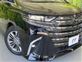 2024 Toyota Alphard Hybrid
