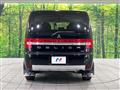 2017 Mitsubishi Delica D5