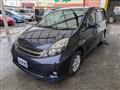 2014 Toyota Isis