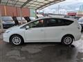 2012 Toyota PRIUS α