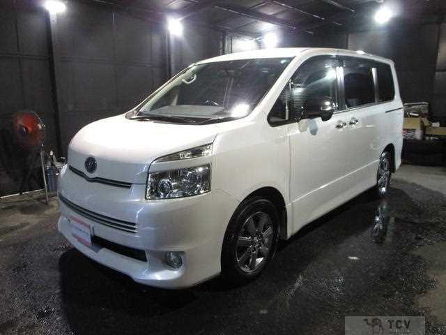 2009 Toyota Voxy