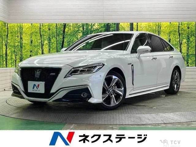 2019 Toyota Crown Hybrid