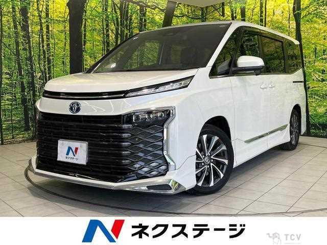 2023 Toyota Voxy