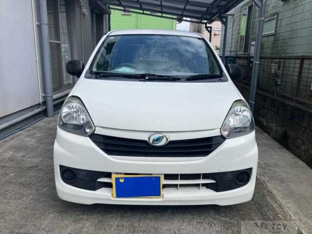 2016 Daihatsu Mira