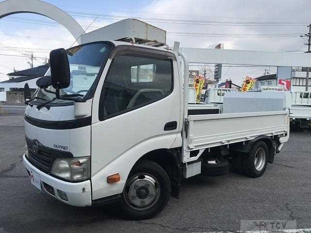 2010 Hino Dutro