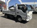 2013 Isuzu Elf Truck