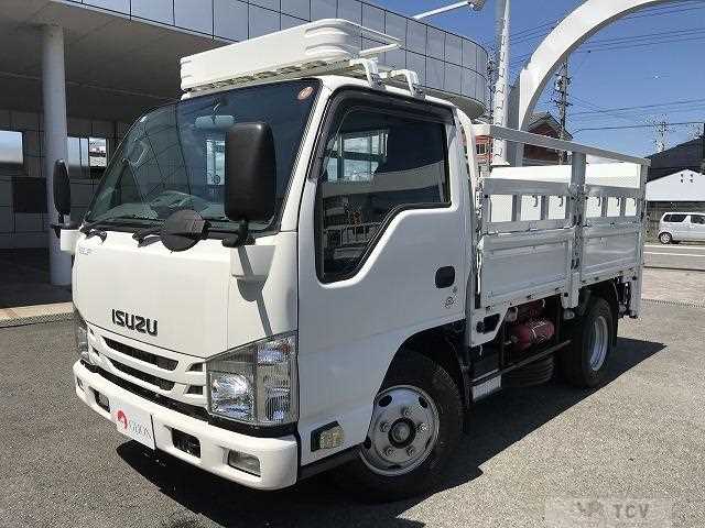 2020 Isuzu Elf Truck