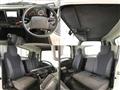 2020 Isuzu Elf Truck