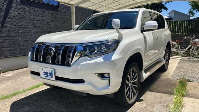 2018 Toyota Land Cruiser Prado