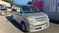 2005 Toyota Noah