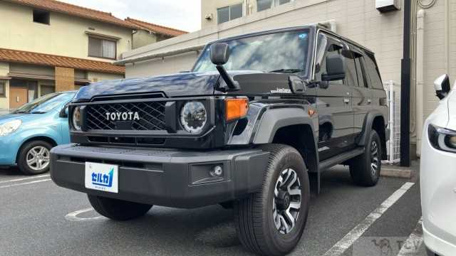 2025 Toyota Landcruiser 70
