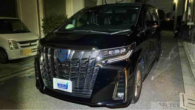2022 Toyota Alphard Hybrid