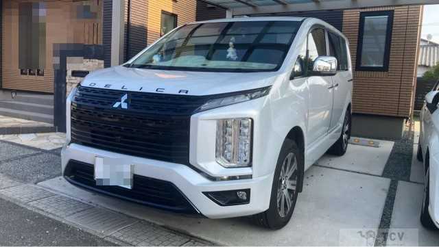 2023 Mitsubishi Delica D5