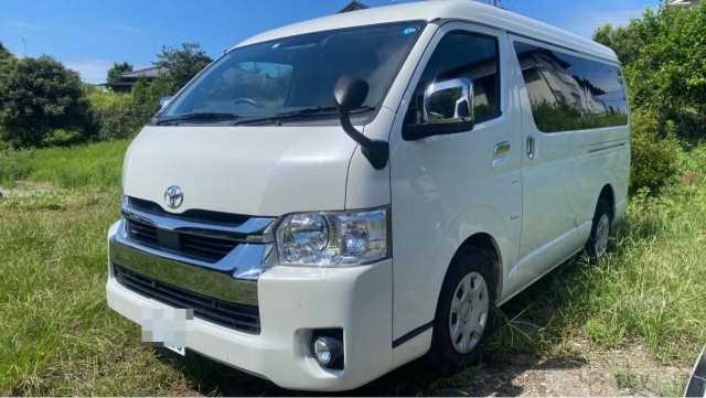 2022 Toyota Hiace Wagon