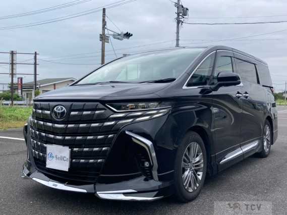 2025 Toyota Alphard Hybrid