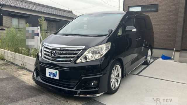 2013 Toyota Alphard G