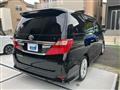 2013 Toyota Alphard G