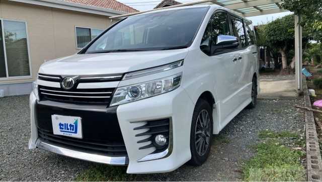 2016 Toyota Voxy