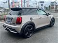 2022 BMW MINI
